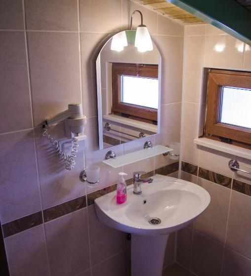 חדר סופריור, Yaprak