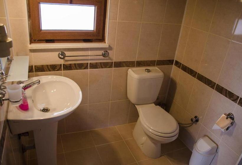 חדר סופריור, Yaprak