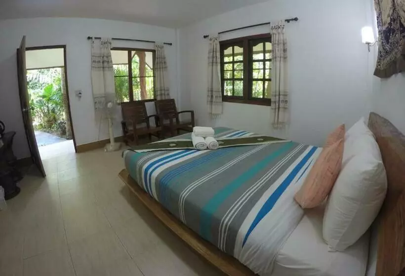スタンダードルーム, Khao Sok Holiday Resort