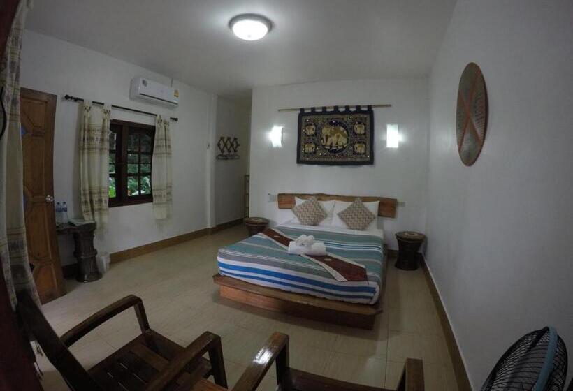 스탠다드 룸, Khao Sok Holiday Resort
