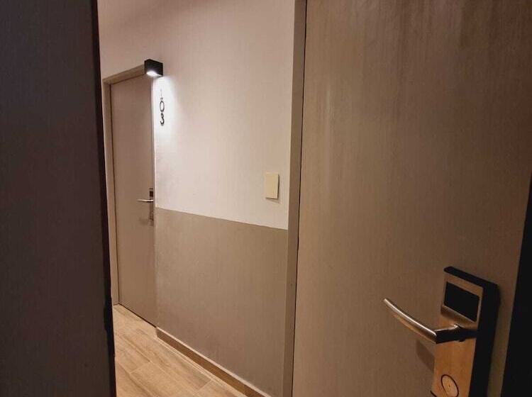 غرفة قياسية, M383 Hotel Bariloche