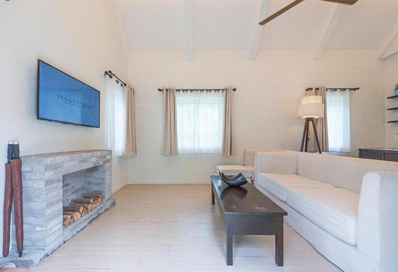 וילה עם חדר שינה אחד ובריכת שחיה, Peggy S Cove Resort