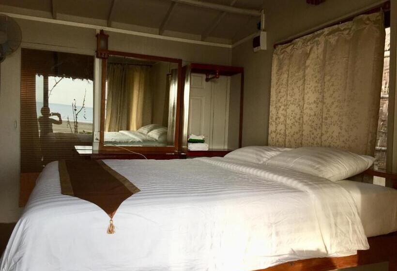 带特大床的豪华房间, Laong Lay