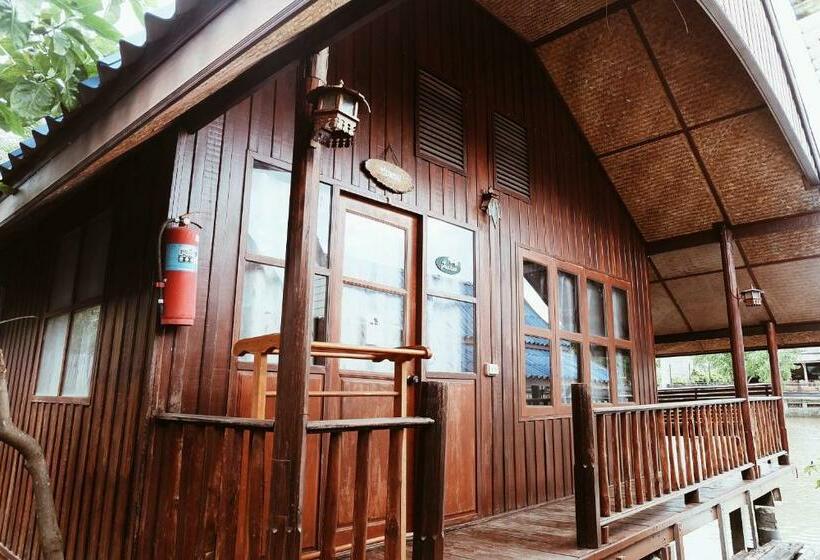 Трехместный Номер Стандарт с Видом, Ruennamyen Resort Amphawa