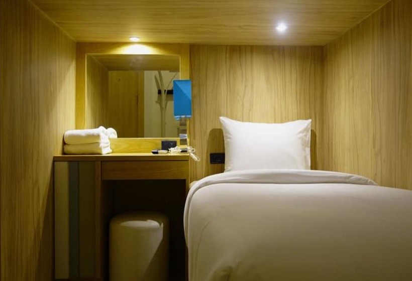 اتاق استاندارد با تخت‌های تاشو, The Bedrooms Hostel Pattaya