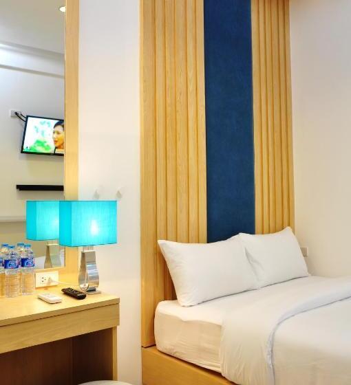 اتاق استاندارد با سرویس بهداشتی مشترک, The Bedrooms Hostel Pattaya