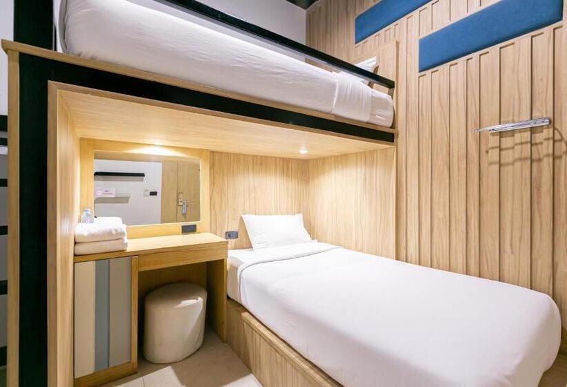 اتاق استاندارد با تخت‌های تاشو, The Bedrooms Hostel Pattaya
