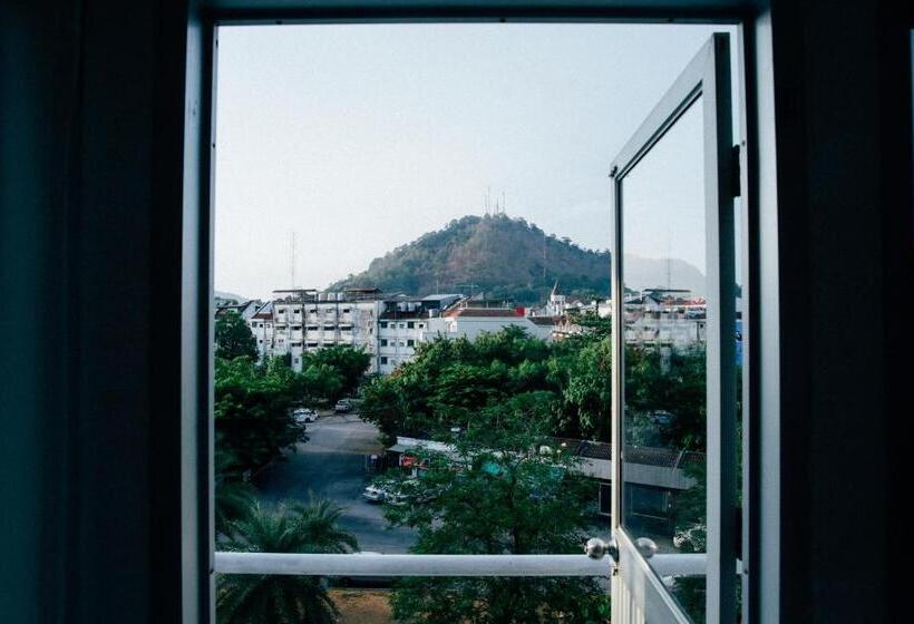 스탠다드 룸 산 전망, Hao Hotel Phuket