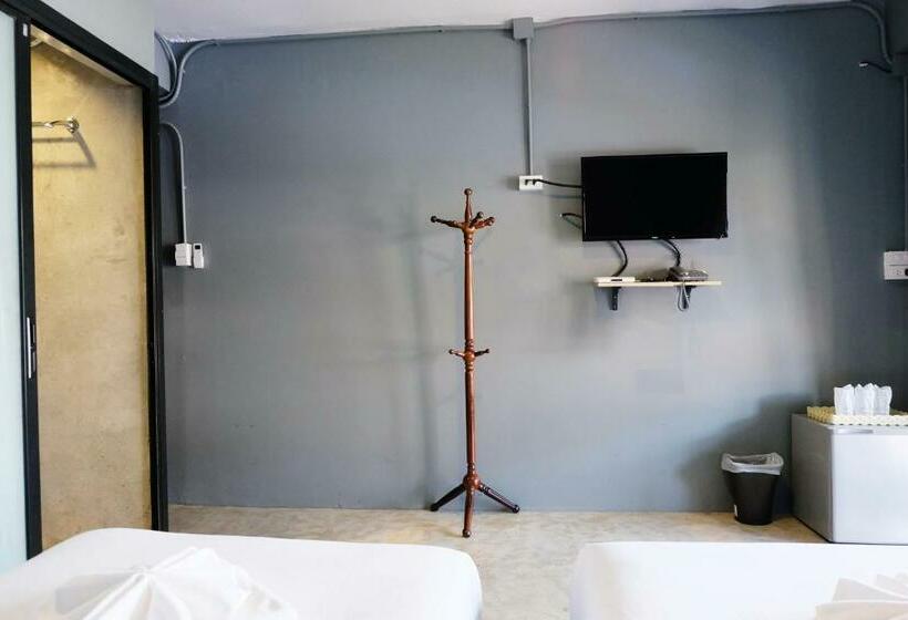 غرفة قياسية ثلاثية, Sleep Airport Chiang Mai