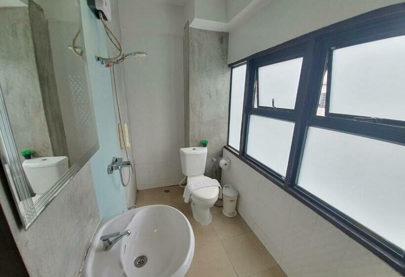 غرفة قياسية ثلاثية, Sleep Airport Chiang Mai