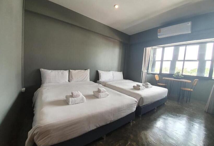 غرفة ديلوكس رباعية, Sleep Airport Chiang Mai