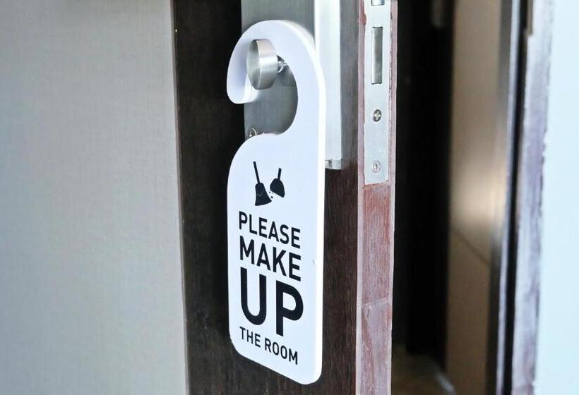 غرفة قياسية مزوَّدة بشُرفة, Sleep Airport Chiang Mai