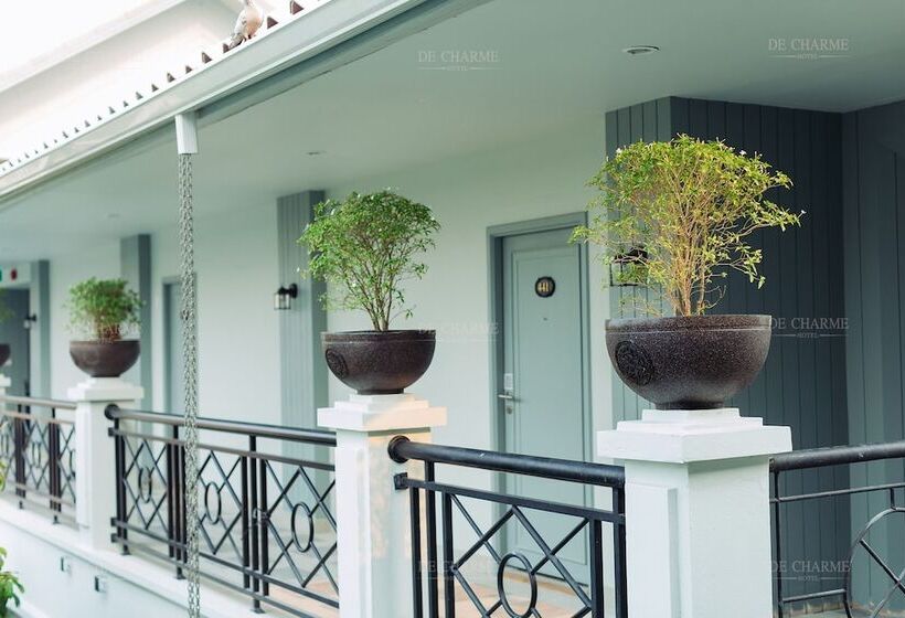 اتاق لوکس, Decharme Hotel Sha Plus