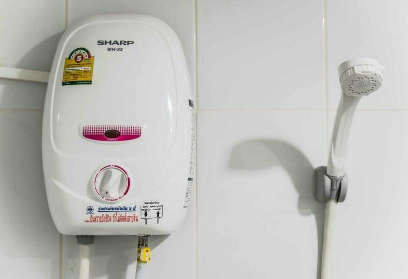 Quarto Familiar, Don Muang