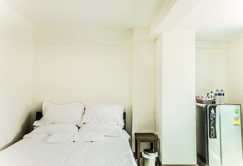 Quarto Familiar, Don Muang