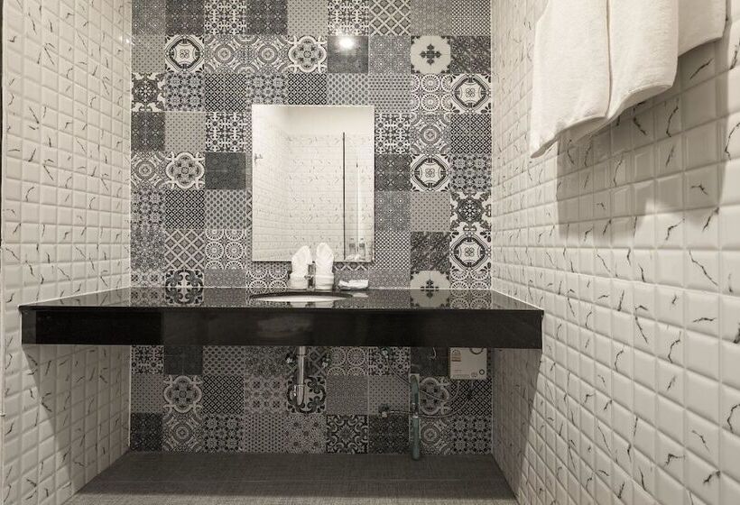 اتاق لوکس, Anchanlina Hotel Sha Plus