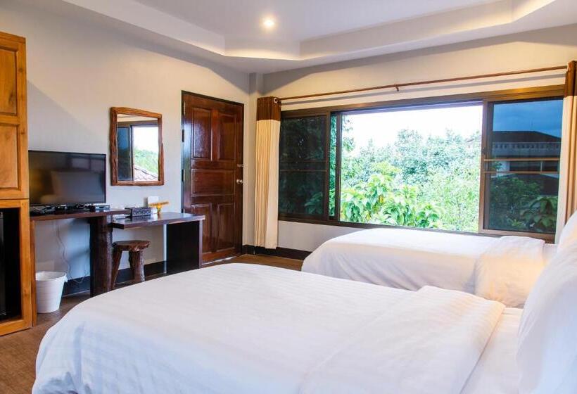 Номер Superior, Baanrimnam Resort Trat