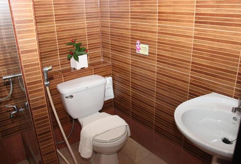 Номер Superior с Балконом, Baanrimnam Resort Trat