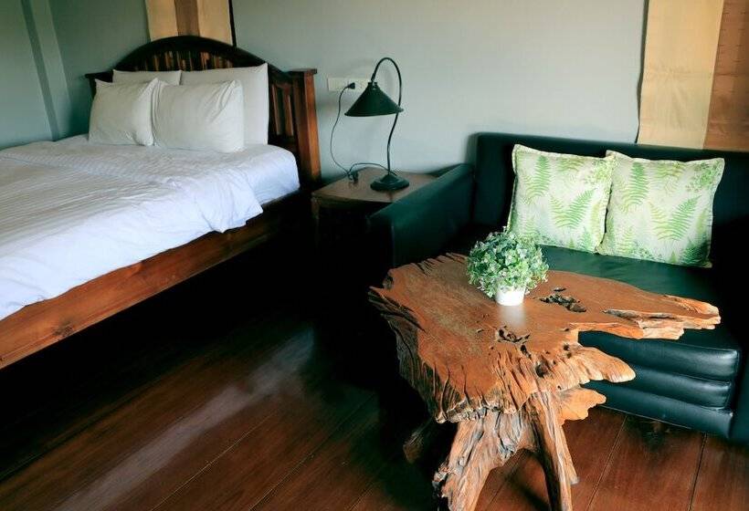 اتاق سوپریور, Baanrimnam Resort Trat