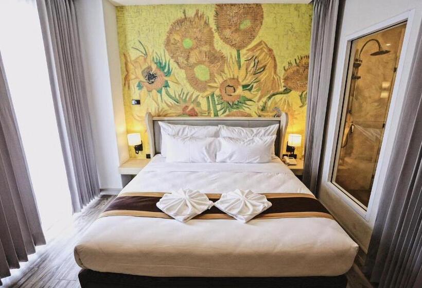 디럭스 룸, Bright