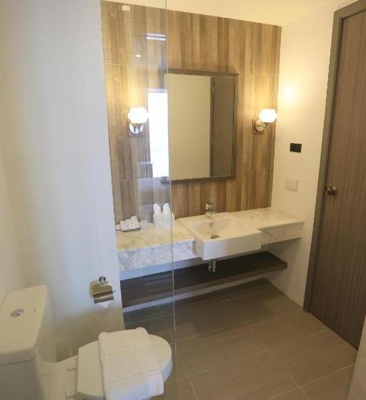 스탠다드 트리플 룸, Bright