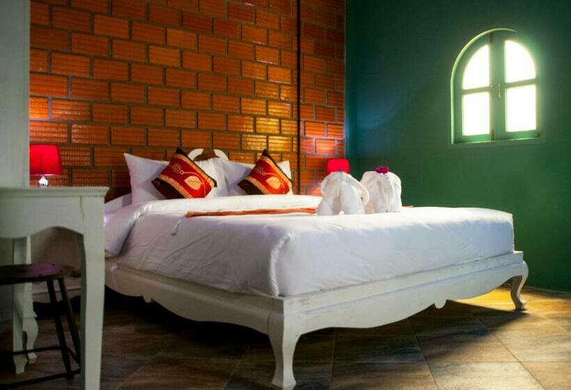 Standard Szoba Erkéllyel, Casacool