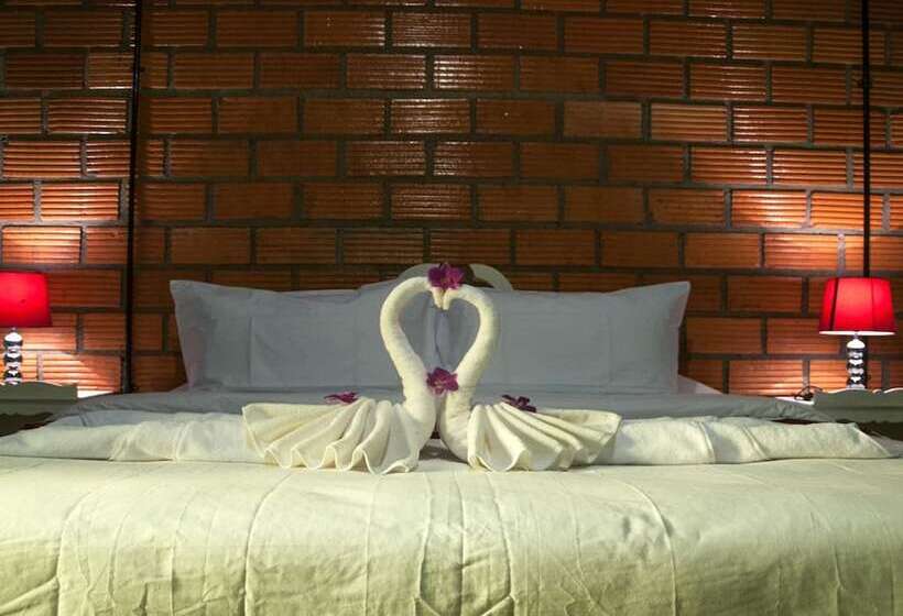 Standard Szoba Erkéllyel, Casacool