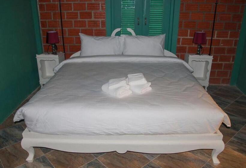 Standard Szoba Erkéllyel, Casacool