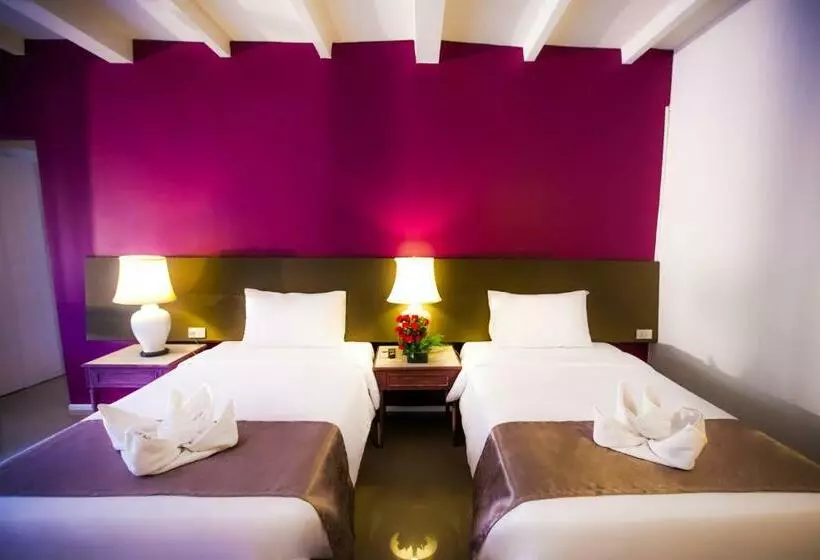 スーペリアールーム, Natural Park Resort Pattaya