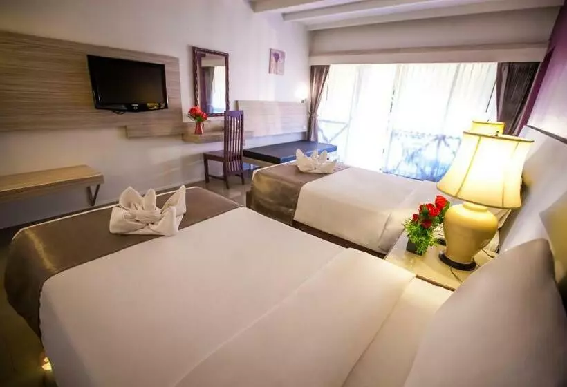 スーペリアールーム, Natural Park Resort Pattaya
