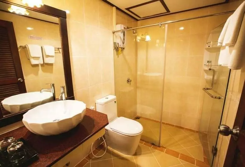 デラックスルーム, Natural Park Resort Pattaya