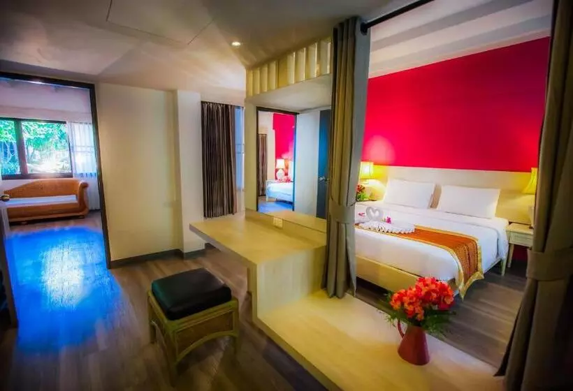ジュニアスイート, Natural Park Resort Pattaya