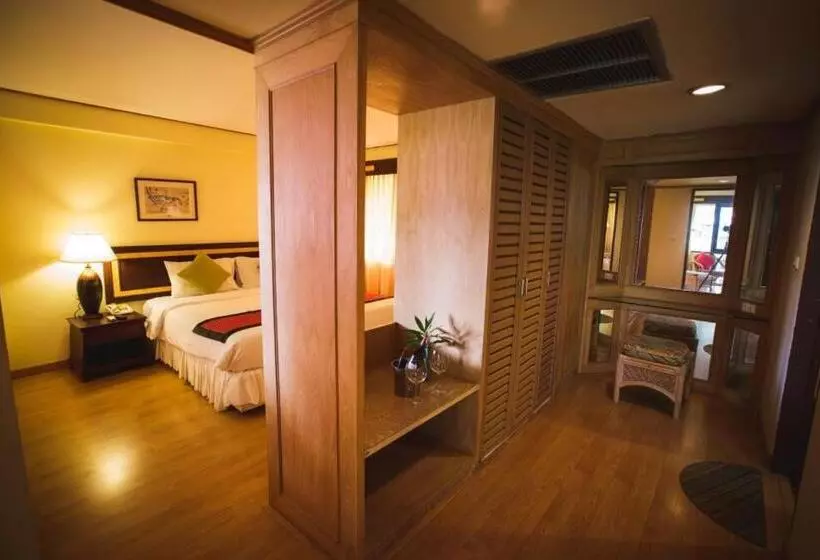 ジュニアスイート, Natural Park Resort Pattaya