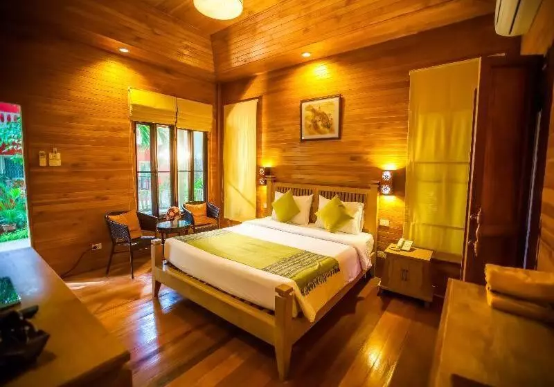 スタンダードルーム, Natural Park Resort Pattaya