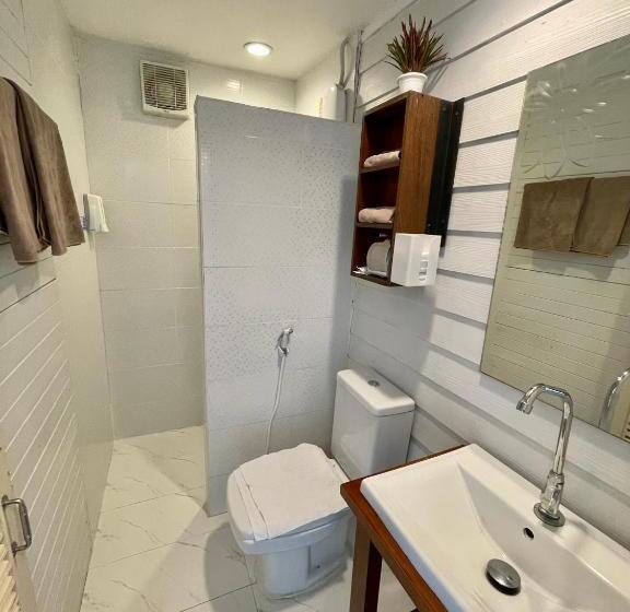 سوئیت با چشم‌انداز رودخانه, Baan Keang Chon Ayutthaya บ้านเคียงชล อยุธยา