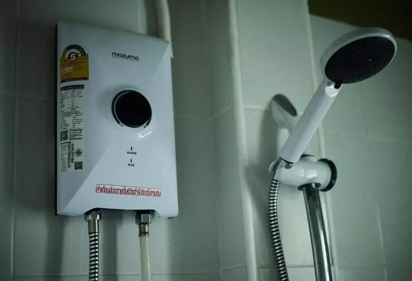 اتاق استاندارد, Chommuang Guest House