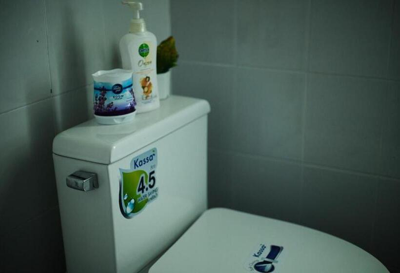 スタンダードルーム, Chommuang Guest House