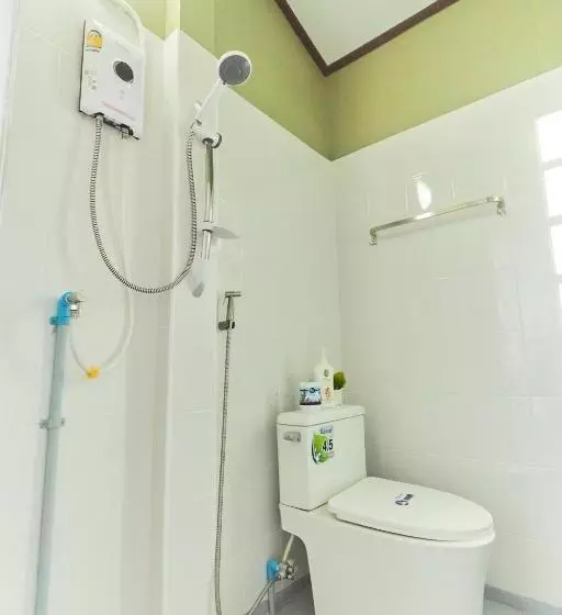 اتاق استاندارد, Chommuang Guest House