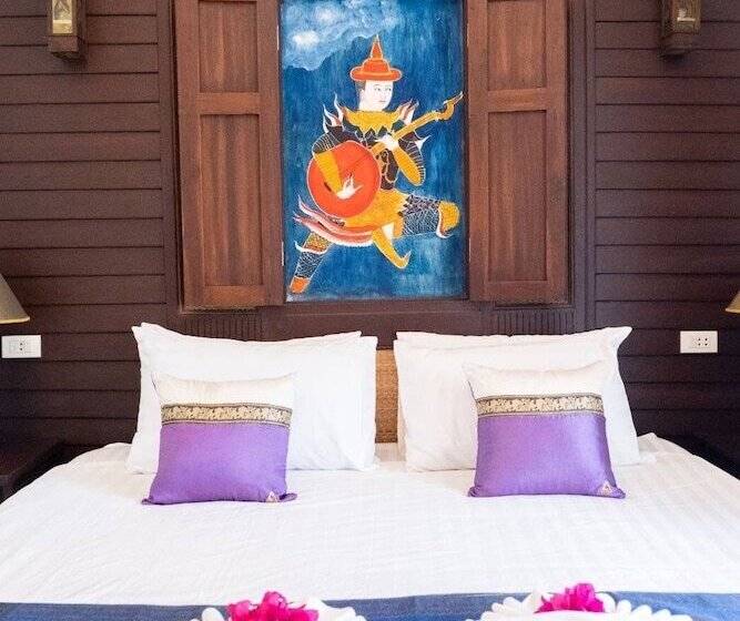 デラックスルーム, Apirata Resort