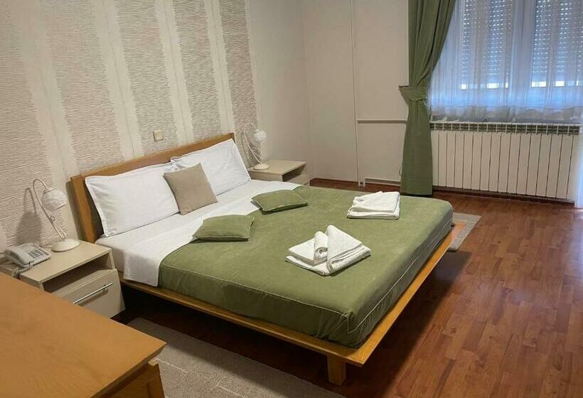 اتاق استاندارد با بالکن, Garni Hotel Belvedere Lux