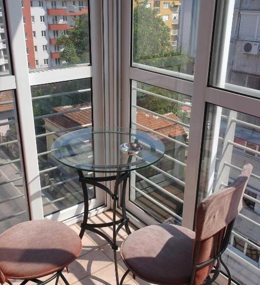 اتاق استاندارد سه تخته با بالکن, Garni Hotel Belvedere Lux