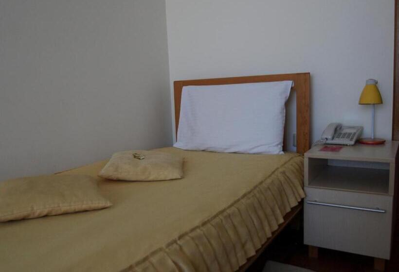 اتاق استاندارد یک تخته با بالکن, Garni Hotel Belvedere Lux