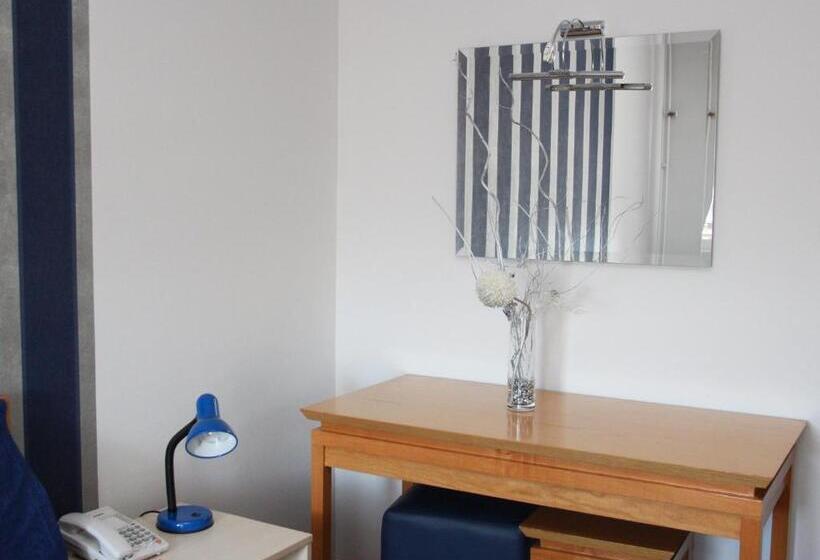 اتاق استاندارد با بالکن, Garni Hotel Belvedere Lux