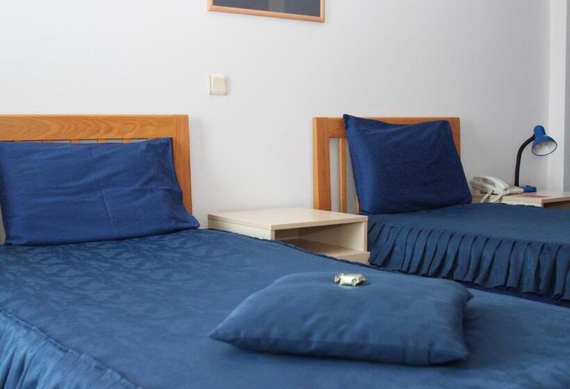 اتاق استاندارد سه تخته با بالکن, Garni Hotel Belvedere Lux
