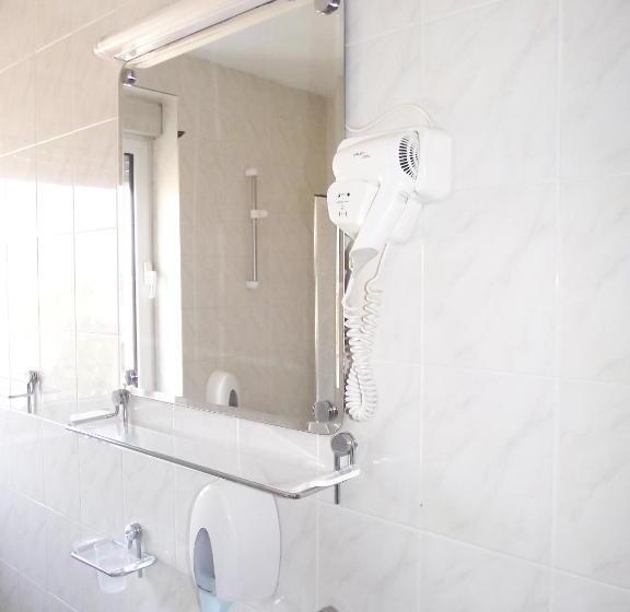 اتاق استاندارد با بالکن, Garni Hotel Belvedere Lux