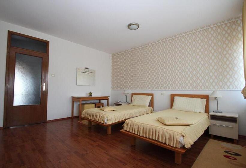 اتاق استاندارد با بالکن, Garni Hotel Belvedere Lux