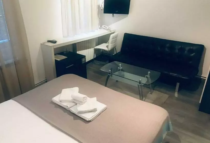 اتاق استاندارد, Garni Hotel King