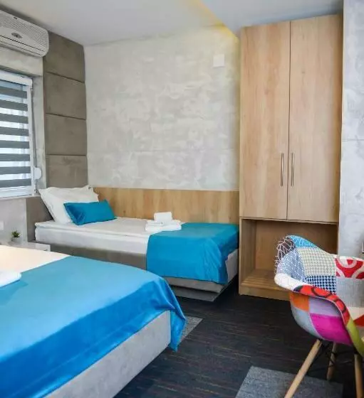 اتاق سوپریور, Garni Hotel King