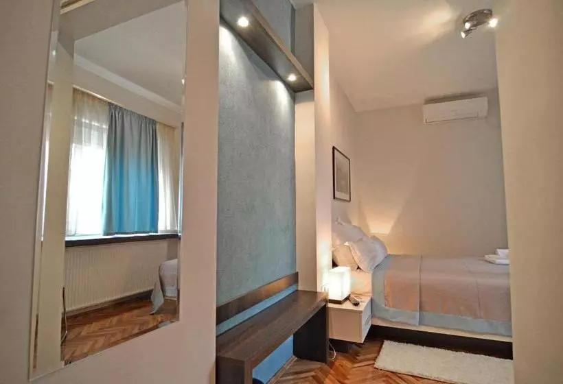 اتاق استاندارد, Garni Hotel King