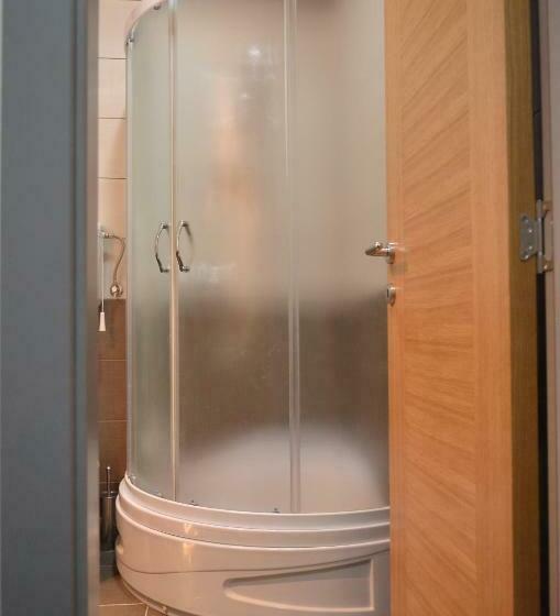 اتاق استاندارد, Garni Hotel Lion